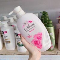 Sữa tắm nước hoa Enchanteur Deluxe Romantic chai 550ml