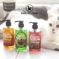 Sữa tắm nước hoa hương trái cây cho Mèo chai 250ml