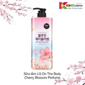 Sữa tắm On The body Cherry Blossom 900g