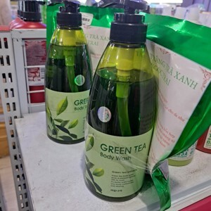 Sữa tắm tinh chất trà xanh Welcos Green Tea Body Cleanser 740g
