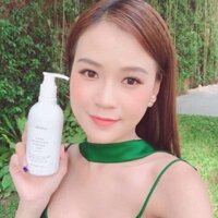 Sữa Tắm Trắng Da soHERBs Coco Whitening Shower Gel