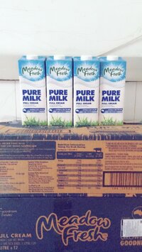 Sữa tươi nguyên kem Meadow fresh hộp 1 lít