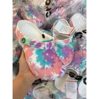 Sục crocs hoa loang