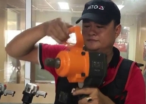 Máy vặn bu lông, vặn ốc bằng khí nén Kocu KC-780