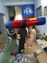 Súng bắn keo chạy chỉ bằng hơi có đồng hồ chỉnh tặng 1 tuýp keo chạy chỉ