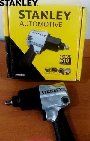 Súng vặn bulông bằng khí nén Stanley STMT99300