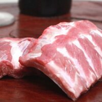 SƯỜN HEO NON SẠCH NHỎ NGUYÊN MIẾNG