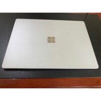 Surface laptop 2 i5/8250U/128gb/8gb/2K touch