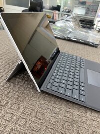 Surface pro 4 core i7-6650U/ram 16gb/Ssd 512gb/Type cover (likenew)