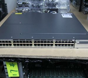 Switch Cisco Catalyst WS-C3750X-48T-S - 48 port