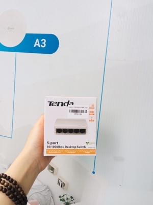 Switch Tenda 5 port 100M