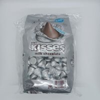 (t1/2026) Kẹo socola Hershey's Kisses Milk Chocolate gói 1.58Kg của Mỹ