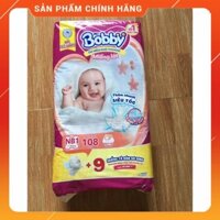 Tã-bỉm lót sơ sinh Bobby Newborn 1 (64 miêng/ 108 + 9 miếng tã dán), Newborn 2 cho bé sơ sinh