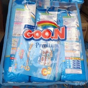 Tã Goon cho bé S36 (dành cho trẻ từ 4-8kg)