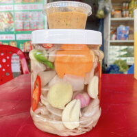 tai heo ngâm chua ngọt 90%