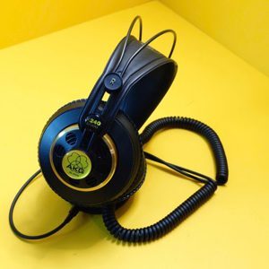 Tai nghe AKG K240