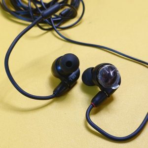Tai nghe Audio Technica ATH-E40