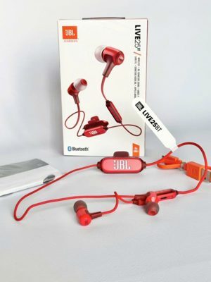 Tai nghe Bluetooth JBL E25BT