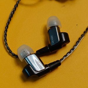 Tai nghe Sony XBA-N1AP