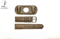 Tấm Đệm Dây Đồng Hồ Quân Đội Da Bò Màu Xám Vân Hạt Cao Cấp – Ram Leather Bundstrap B1 1959