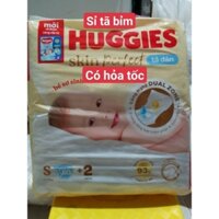 (Tặng 2 miếng) Tã dán sơ sinh huggies S80 miếng skin perfect hoăc trà tràm tự nhiên 4-8kg
