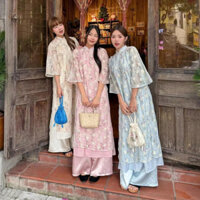 [TẶNG QUÀ] Áo dài cách tân Bạch Vũ , áo dài 4 tà chất liệu tơ thêu hoa đính nơ bả vai cổ 2,5cm tròn