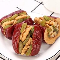 Táo tàu kẹp óc chó và nho khô