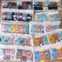 Tất chống trượt cho bé