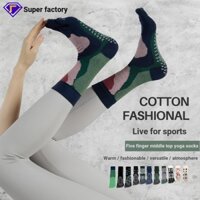 Tất chống trượt giữa năm ngón tay Tất nữ mùa thu đông Pilates Ống dài chấm keo Tất tập Yoga chuyên nghiệp Tất thể thao chia ngón chân nữ