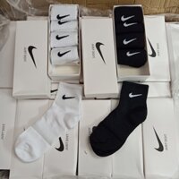 Tất Nike nam nữ cổ trung đen trắng hộp 5 đôi