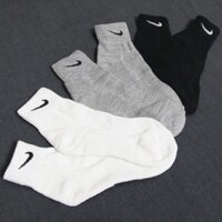 Tất thể thao Nike cổ cao TN01