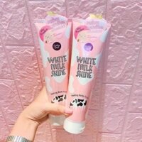 Tẩy da chết Cathy Doll White Milk Shine