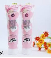 TẨY DA CHẾT TOÀN THÂN CATHY DOLL WHITE MILK SHINE PEELING BODY SCRUB