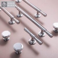 Tay nắm tủ dài màu bạc PKC024