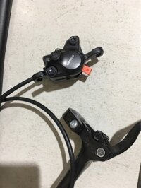 Tay phanh dầu SHIMANO MT200- Lẻ Tay Phải Bánh Trước (Chiếc)