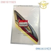 Tem cốp xe phải  DREAM 100 R150F (87103KFV950ZA) - Phụ tùng dream chính hãng honda