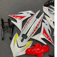 tem rời exciter 150 trắng đỏ mẫu cover chuẩn dàn áo , tem 3 lớp bền màu không phai