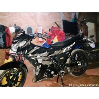 Tem xe satria fi xám đen