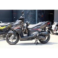 Thảm lót chân xe Vario 160 cacbon mẫu mới - Phụ tùng xe máy