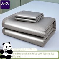 Thảm lụa băng Carbon mùa hè Thảm giặt có thể gập lại Tấm trải giường ba mảnh mềm có thể ngủ trần