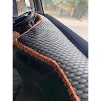 Thảm táp lô xe huyndai Xcient chất liệu da 5d, 6d