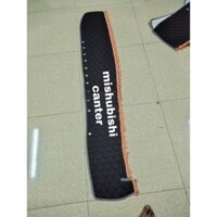 Thảm táp lô xe MITSUBISHI CANTER chất liệu da 5d, 6d