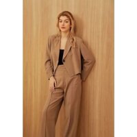 Thanh lý áo khoác blazer croptop Cocosin nguyên giá 850.000