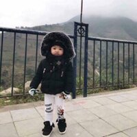 Thanh lý áo khoác xuất hàn mũ lông cho bé.