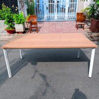 Thanh lý Bàn họp chân sắt 1m8x1m
