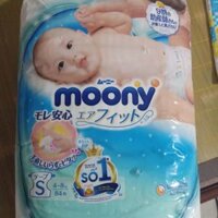 Thanh Lý Bỉm Moony Tã Dán size S 84M