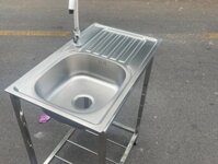 Thanh lý bồn rửa chén bát 1 hộc nhỏ có bàn chờ Inox có chân di động KT75*45cm giá rẻ tại Tphcm.