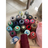 Thanh lý chỉ may công nghiệp, nhiều màu. ko có nhu cầu sử dụng nên thanh lý
