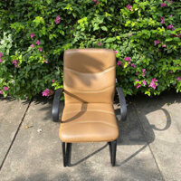 Thanh lý ghế chân quỳ bọc da nâu mới 95%