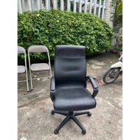 Thanh lý Ghế xoay văn phòng nệm bọc da màu đen chân nhựa đúc